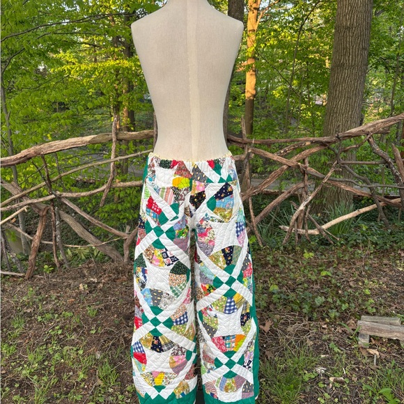 Colorful Patchwork Wide-Leg Pants - Picture 4 of 4